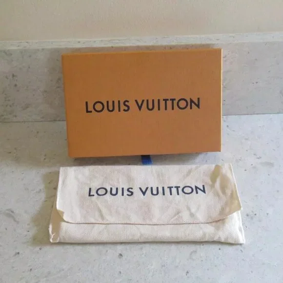 2019 Louis Vuitton FRANCE Damier Pink Croisette Pink Tassel Emilie Sarah Wallet - Picture 16 of 16